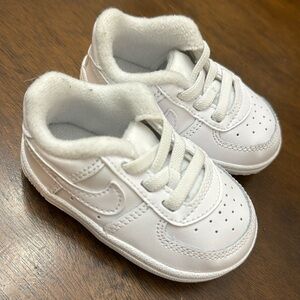 NIKE - Infant size 3 sneakers